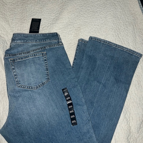 New Torrid Slim Boot Jeans - Picture 3 of 5